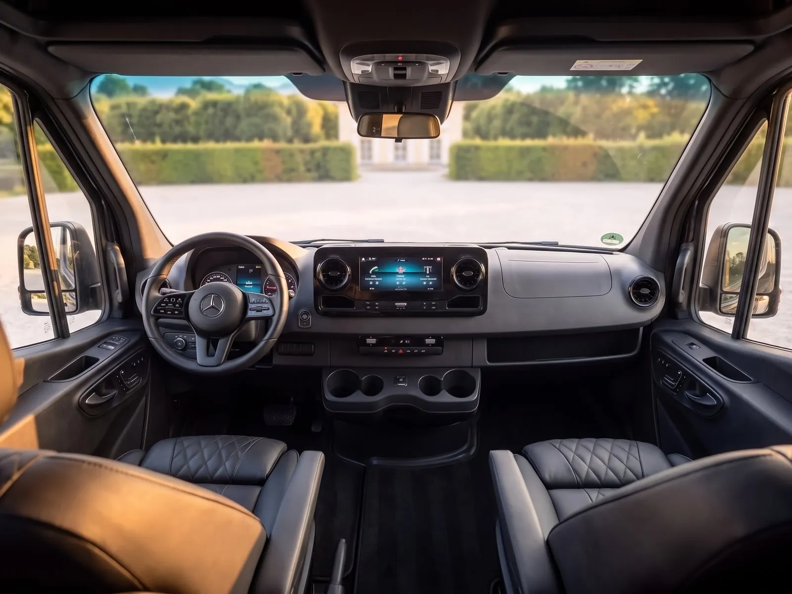 Mercedes-Benz Sprinter VIP, Cockpit
